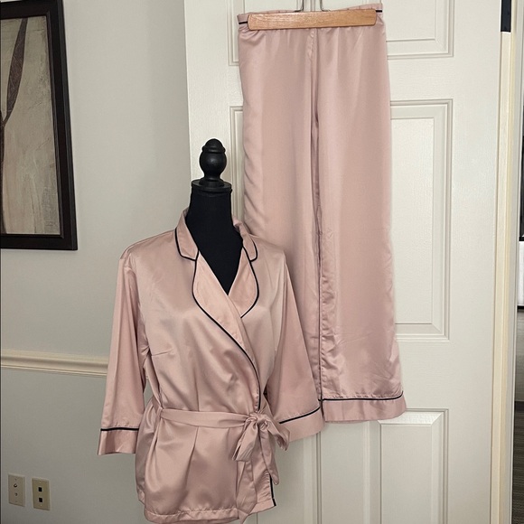 Bluebella Rose Dust Wren Kimono Pajama Size US 6 - Picture 6 of 14